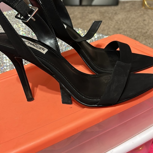 Steve Madden - Picture 2 of 2